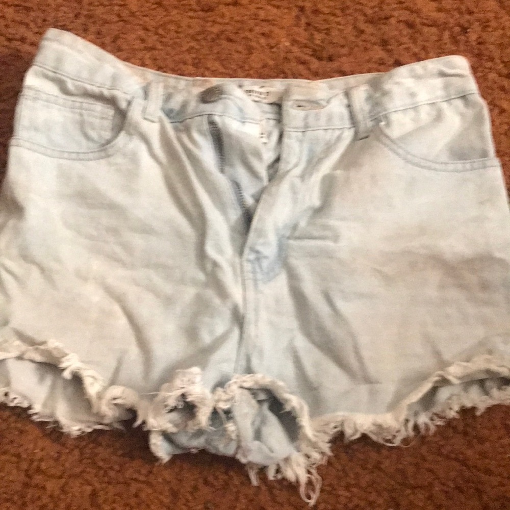Forever 21 light wash jean shorts